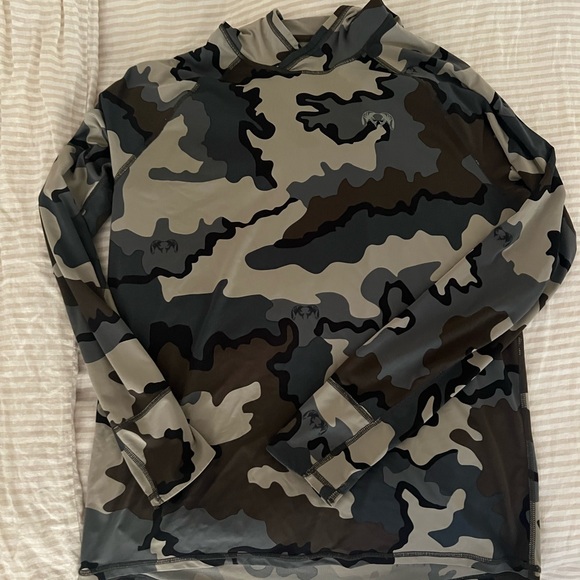 KUIU Green Camouflage Shirt - Picture 1 of 6